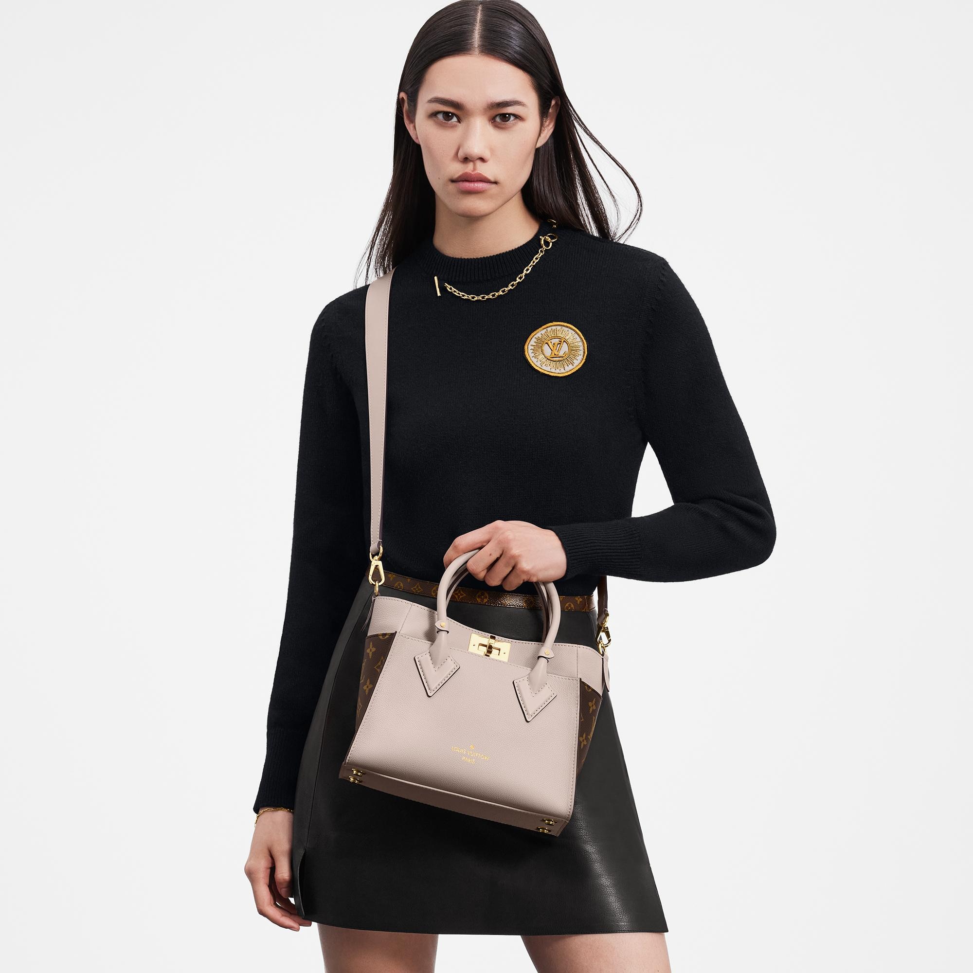 louis-vuitton-on-my-side-pm-- 