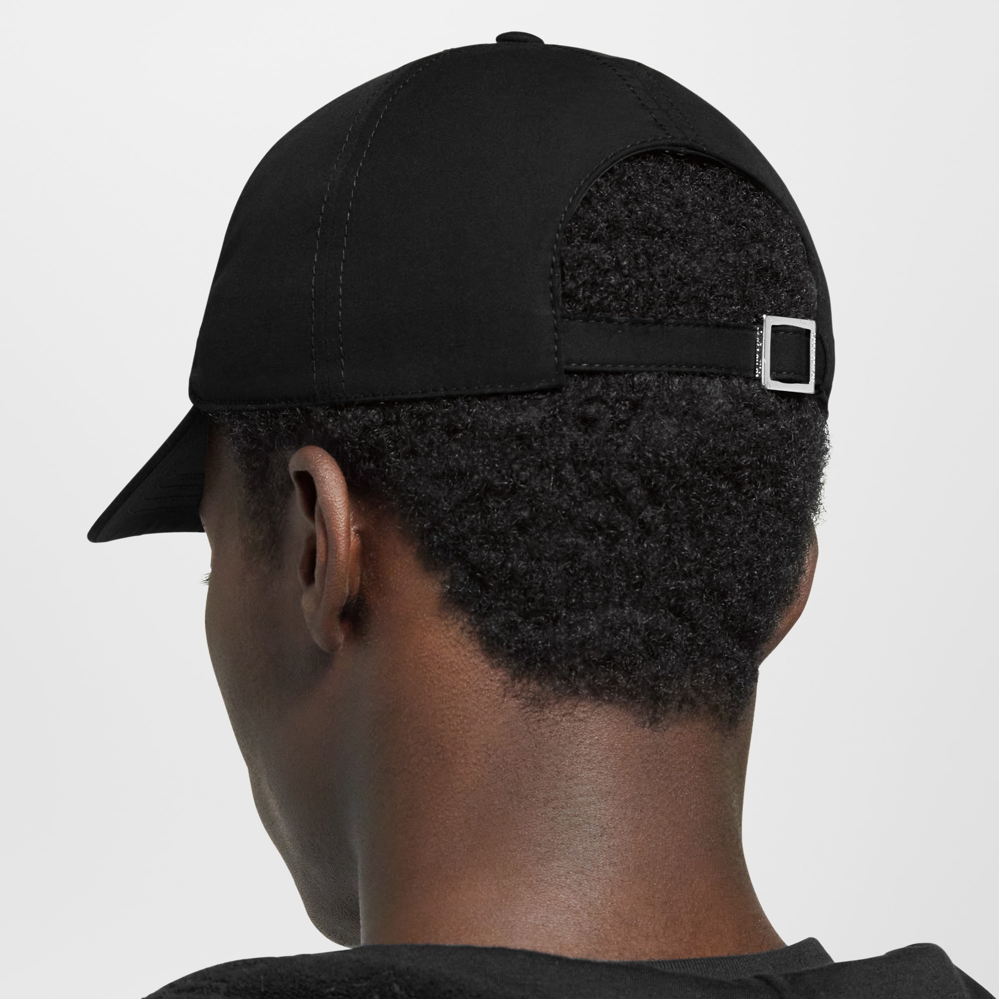 キャップ・オンリー LV S00｜ルイ・ヴィトン 公式サイト - M7633M
