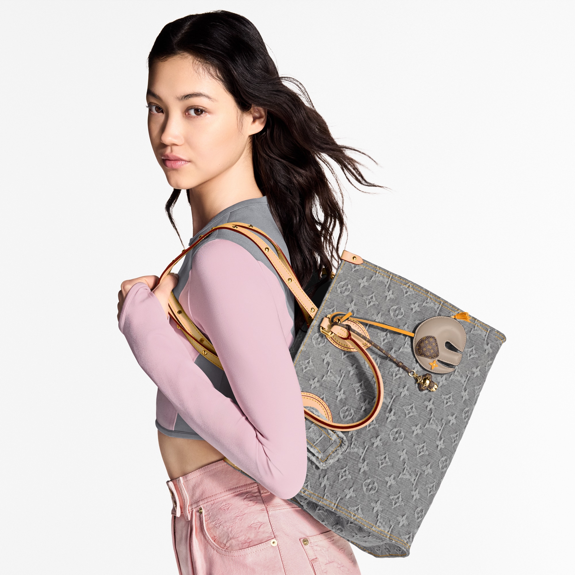 オンザゴー MM モノグラム･デニム バッグ･財布･小物 ウィメンズ･バッグ (製品ズーム)