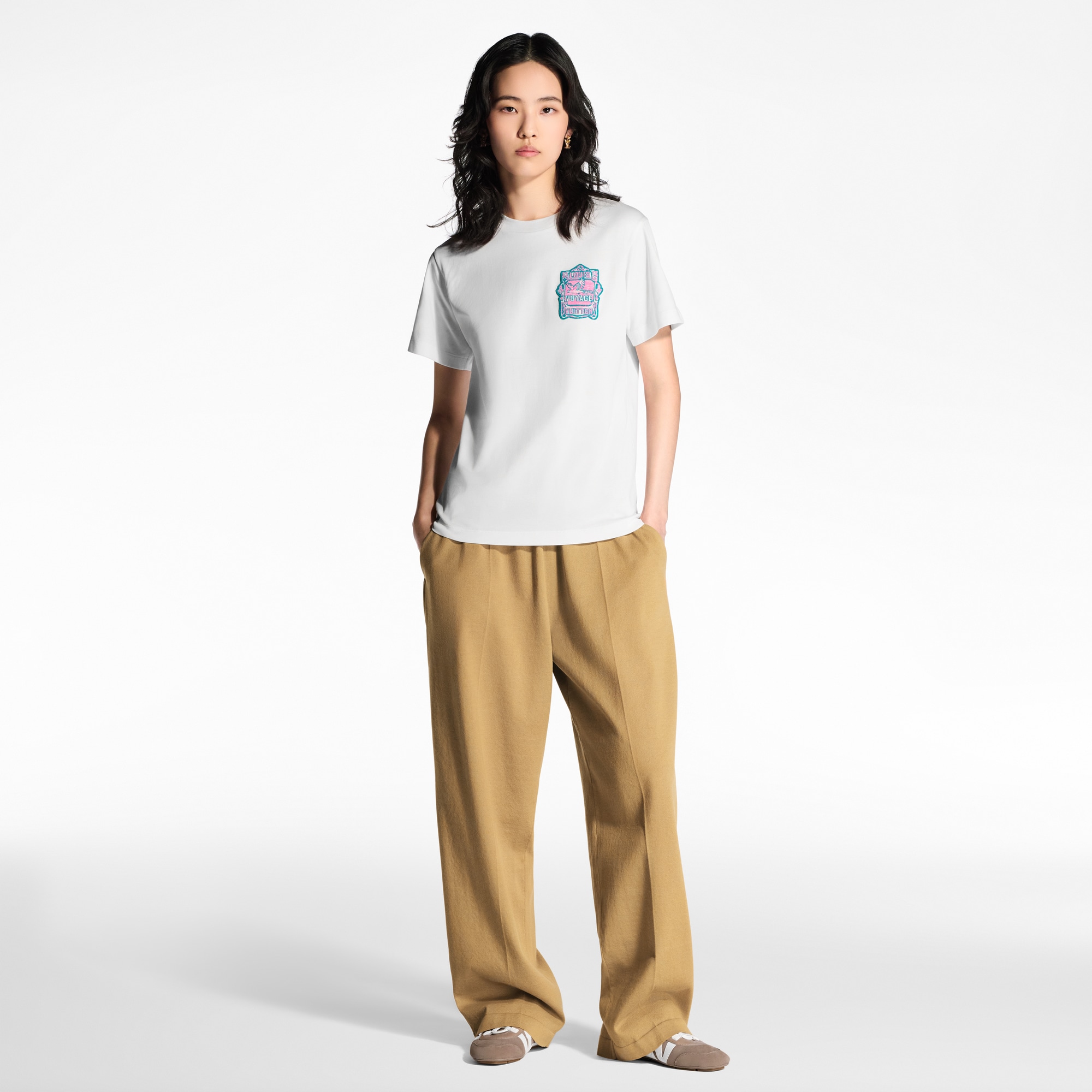 パロットパッチTシャツ  ウィメンズ ウェア(洋服) (製品ズーム)
