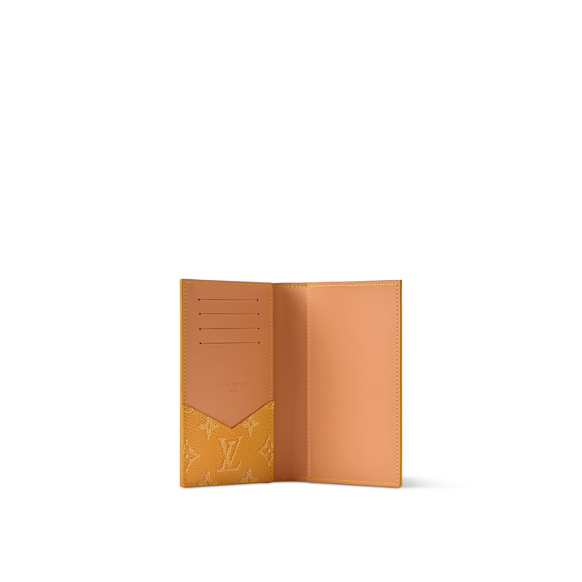 パスポートカバー クーヴェルテュール･パスポール Monogram Other メンズ トラベル (製品ズーム)