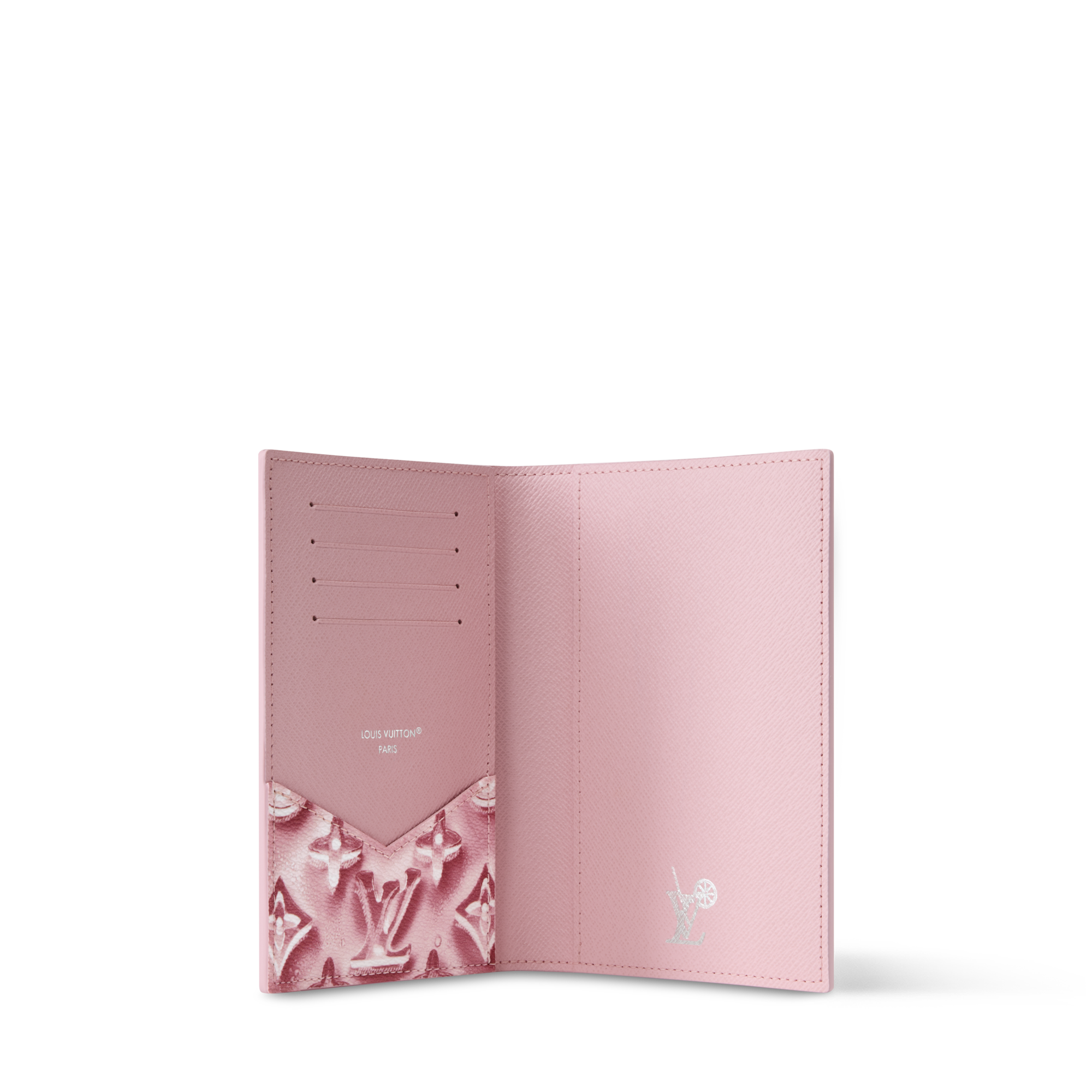 louis-vuitton-passport-cover-- 