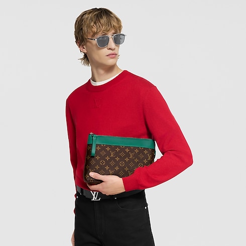 ポシェット・ヴォワヤージュ スープル モノグラム・マカサー ギフト ホワイトデー メンズ・ギフト (製品ズーム)