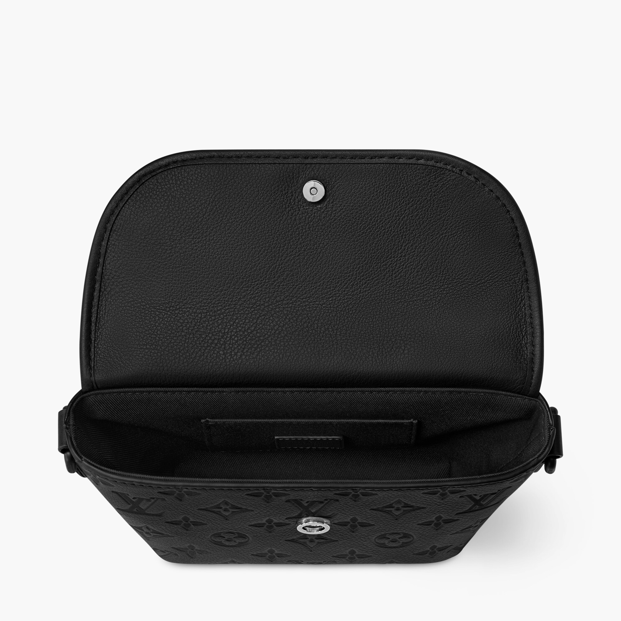 louis-vuitton-pulse-wearable- 
