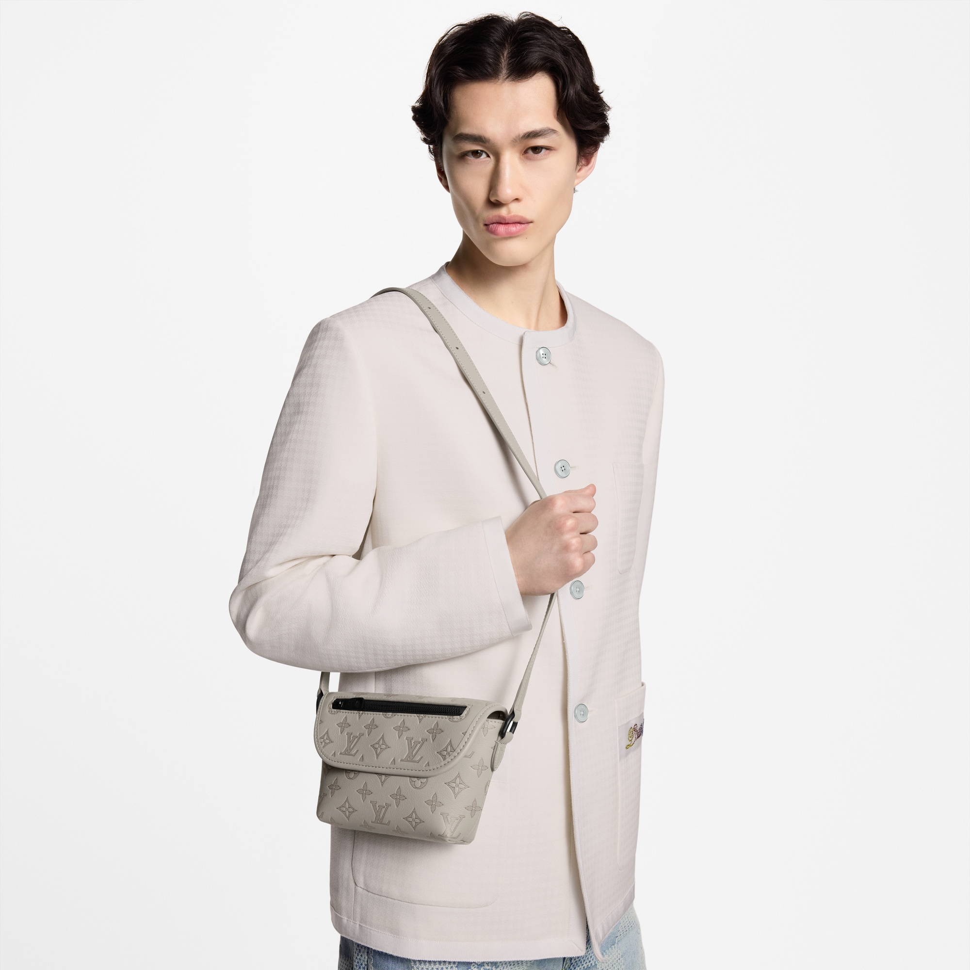 パルス･ウェアラブル ウォレット モノグラム･シャドウ メンズ 財布＆小物 (製品ズーム)