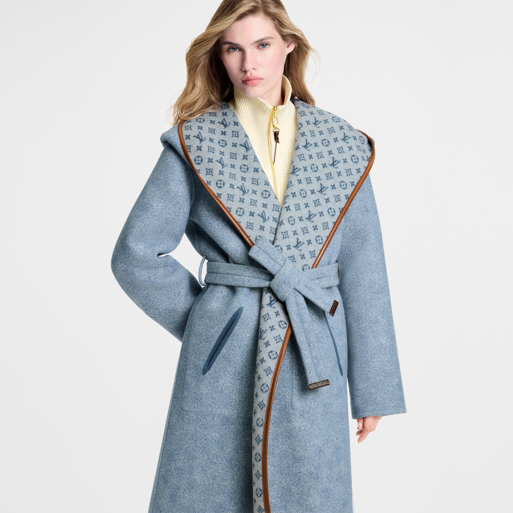 リバーシブル シグネチャー フーデッドラップコート  ウィメンズ ウェア(洋服) (製品ズーム)