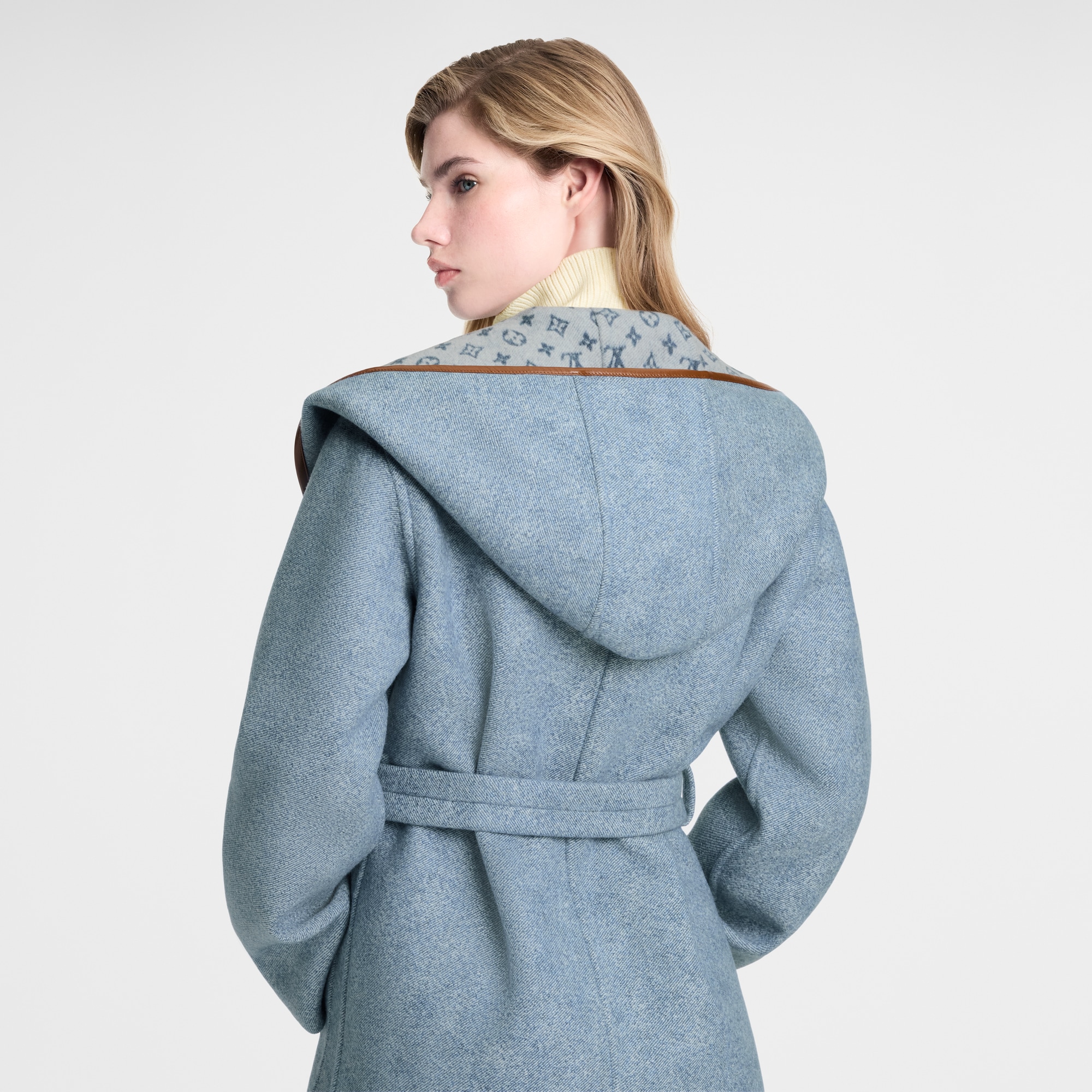 リバーシブル シグネチャー フーデッドラップコート  ウィメンズ ウェア(洋服) (製品ズーム)