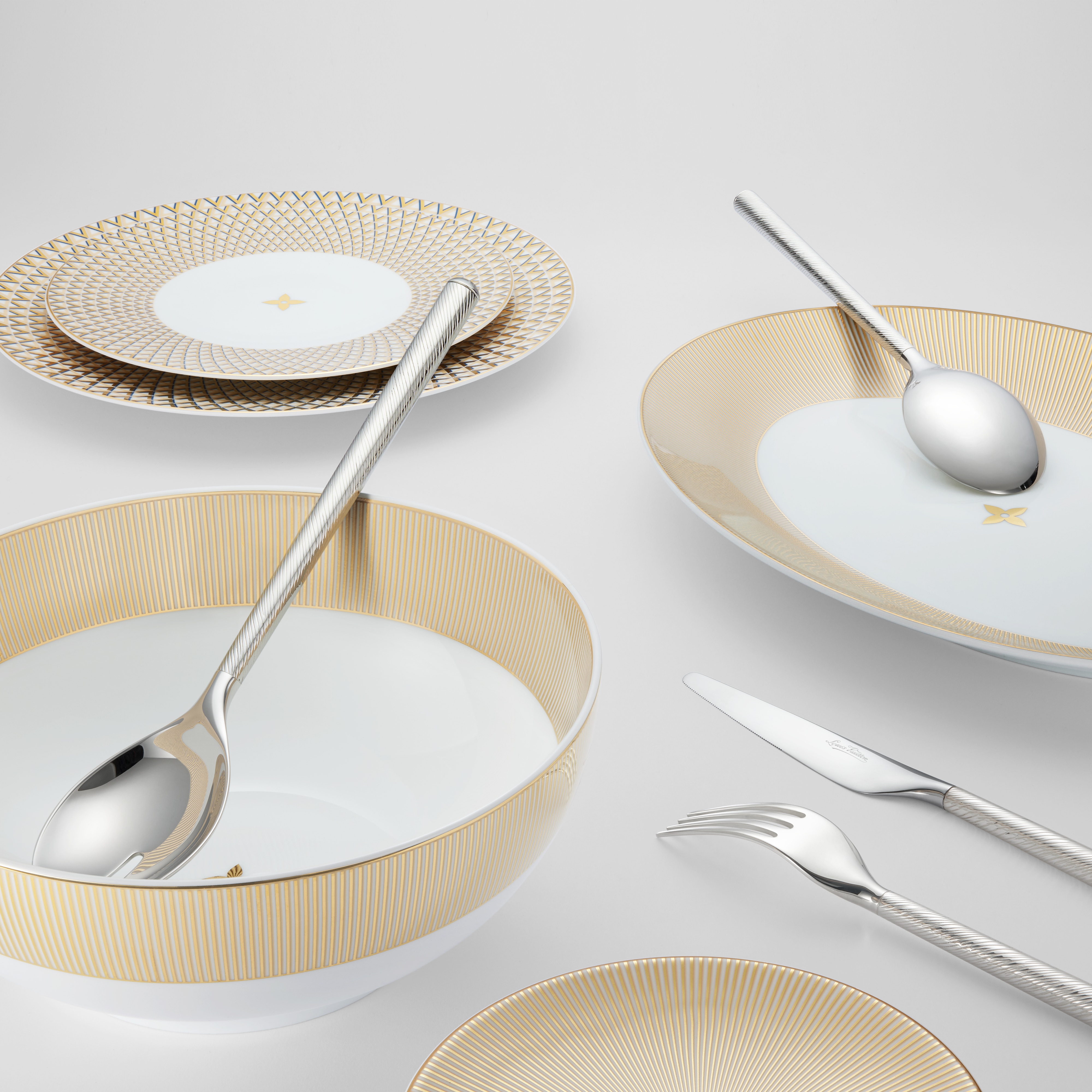 Rivet Epi Serving Set エピ トランク、トラベル & ホーム ホーム & テーブルウェア (製品ズーム)