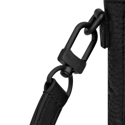 Sロック ヴェルティカル・ウェアラブル ウォレット モノグラム ・トリヨン メンズ バッグ (製品ズーム)