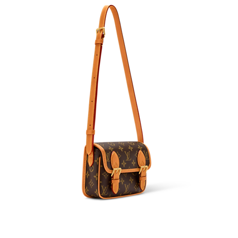 サッチェル・ウェアラブル ウォレット モノグラム・アーカイヴ メンズ 財布&小物 (製品ズーム)