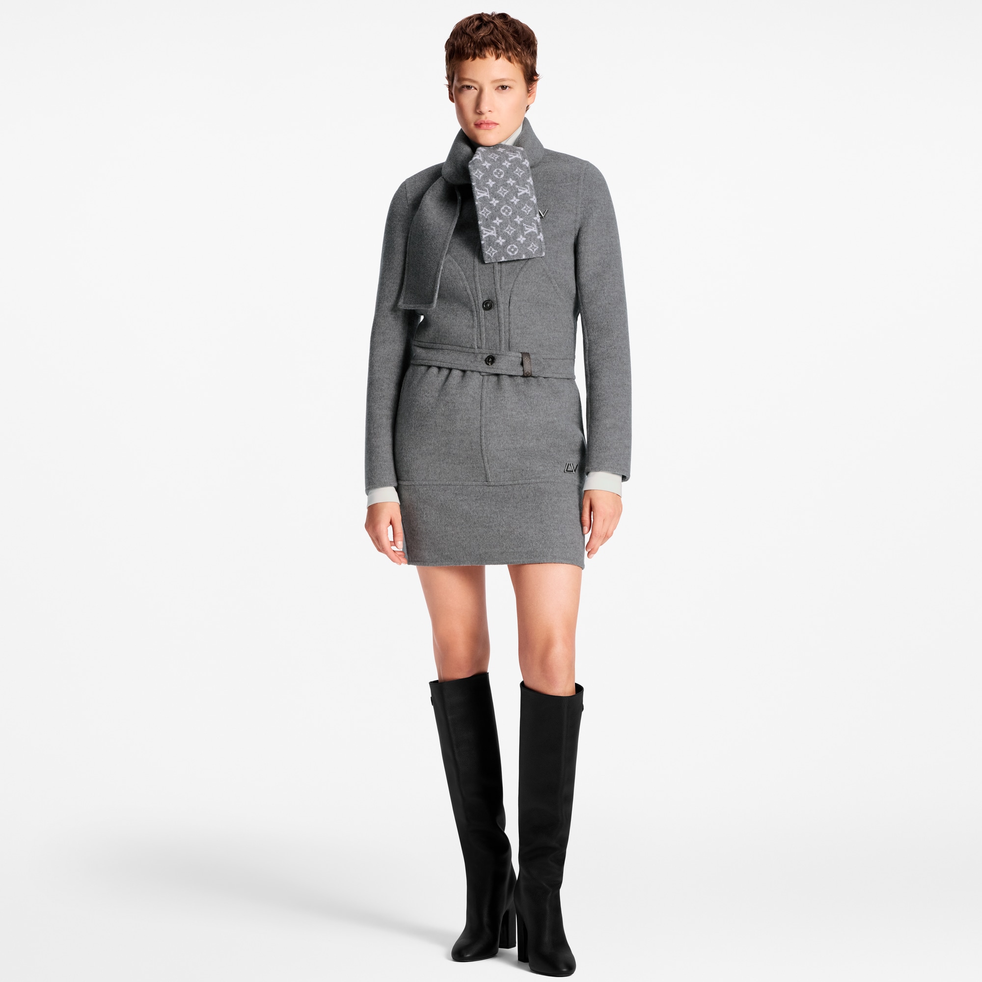 スカーフカラー ジャケット  ウィメンズ ウェア(洋服) (製品ズーム)