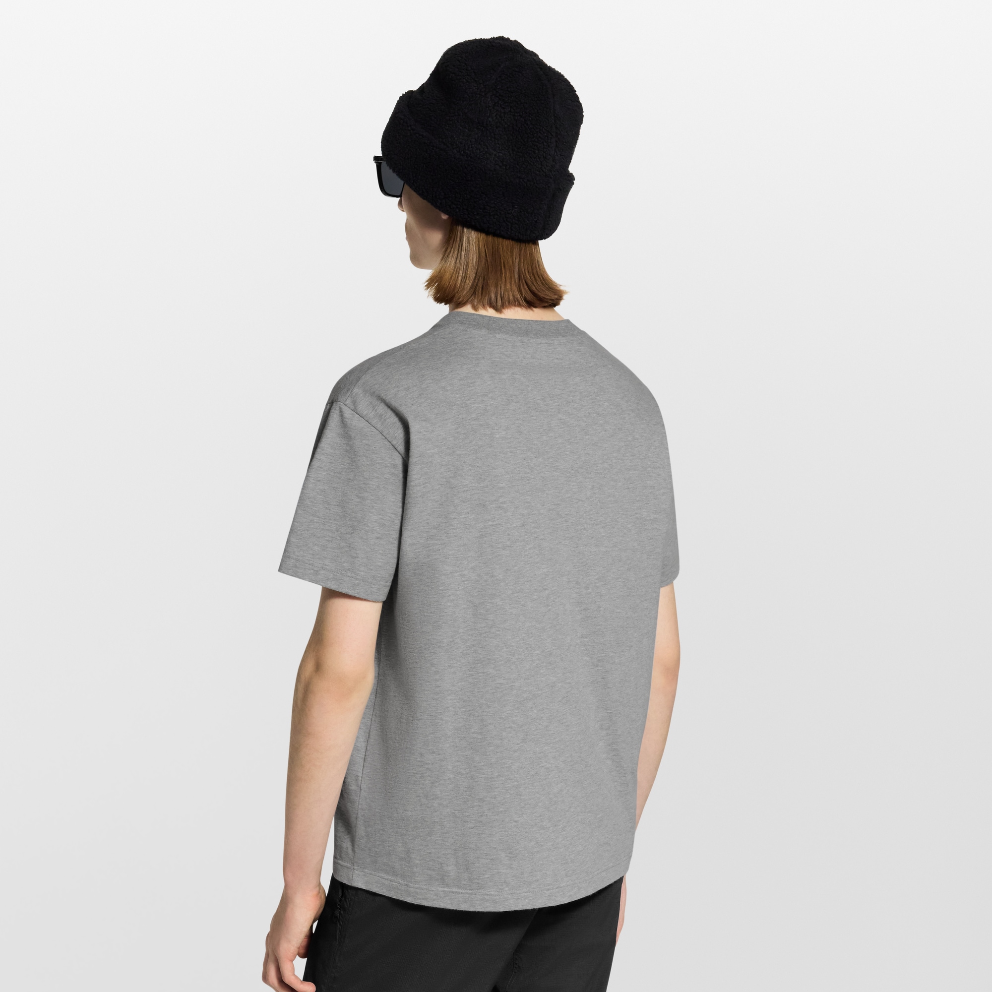 シグネチャーパッチTシャツ  メンズ ウェア(洋服) (製品ズーム)