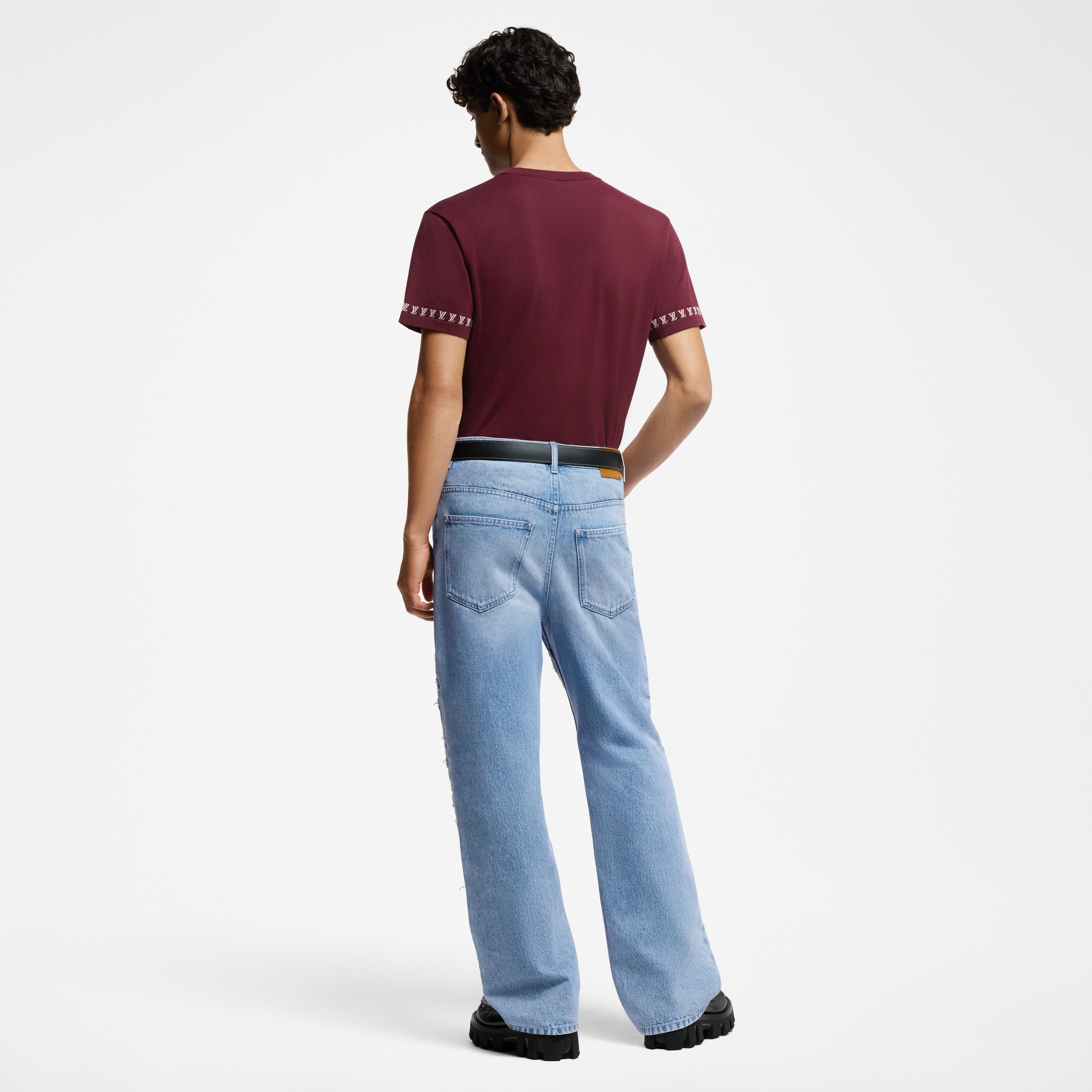 シグネチャーショートスリーブコットンクルーネック  メンズ ウェア(洋服) (製品ズーム)