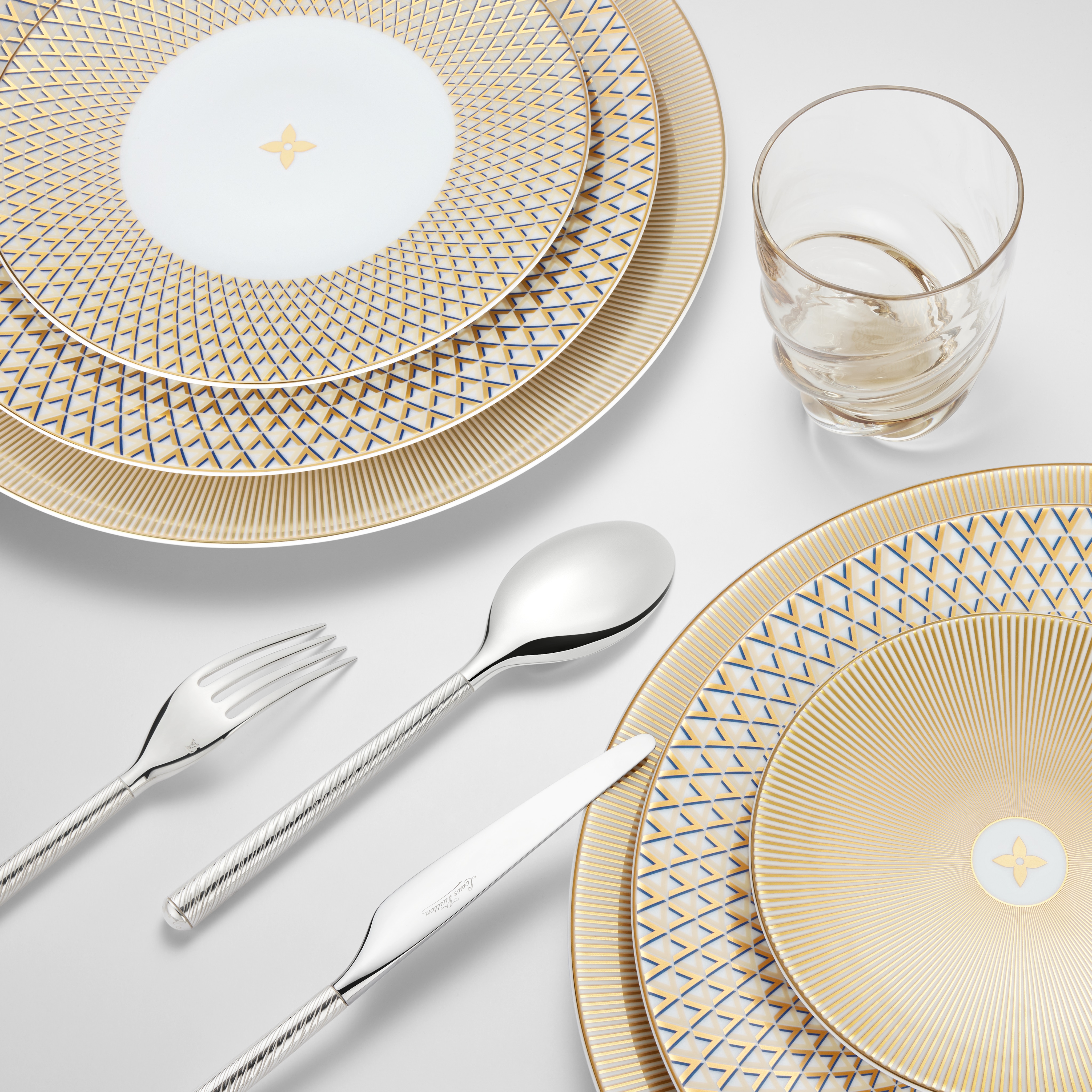 Splendor Set of 2 Soup Spoons  トランク、トラベル & ホーム ホーム & テーブルウェア (製品ズーム)