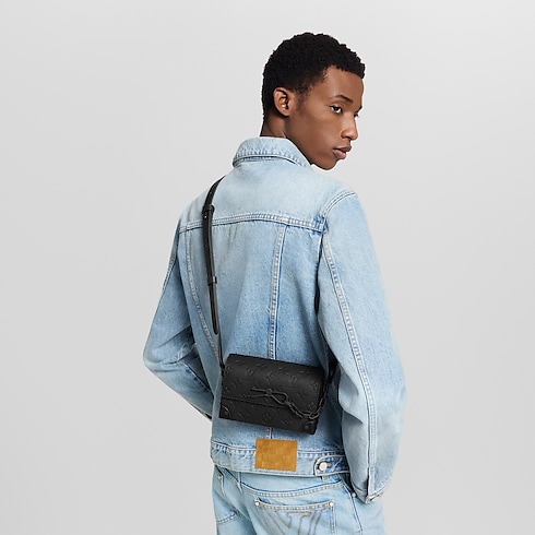 スティーマー・ウェアラブル ウォレット モノグラム ・トリヨン メンズ バッグ (製品ズーム)