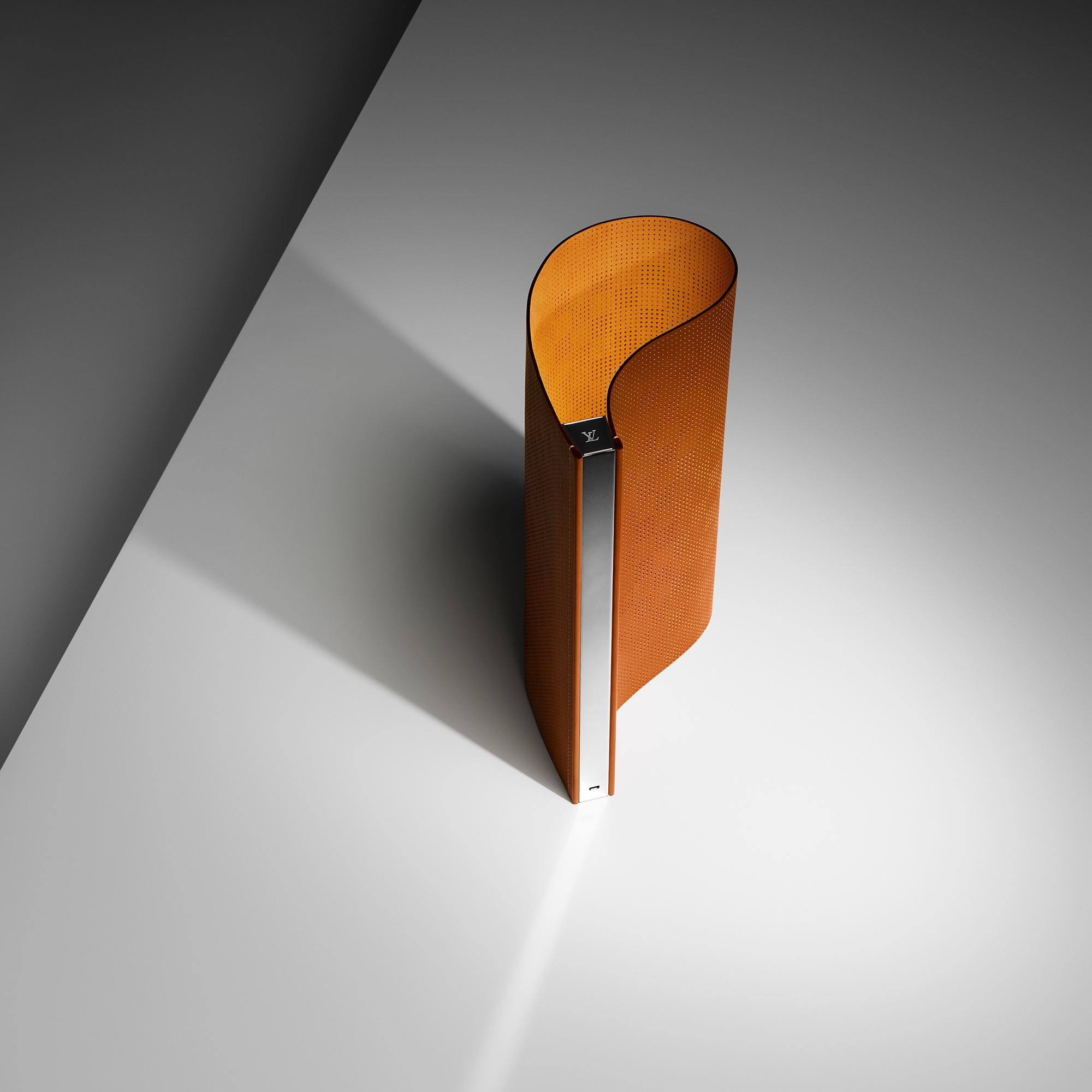 Surface Lamp By Nendo  トランク、トラベル & ホーム 注目アイテム (製品ズーム)