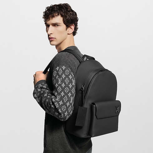テイクオフ・バックパック LV Aerogram メンズ バッグ (製品ズーム)