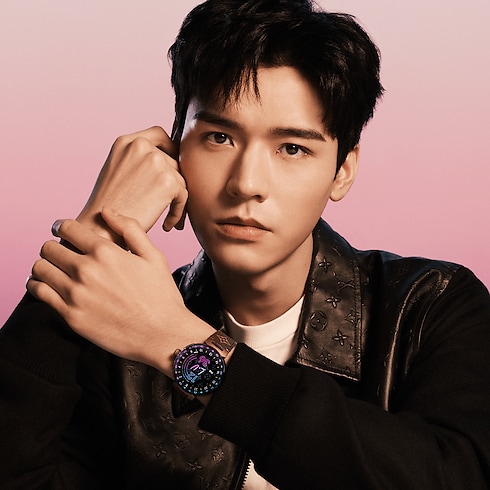 タンブール ホライゾン ライト・アップ マットブラウン トランク、トラベル & ホーム テクノロジー・アイテム&アクセサリー (製品ズーム)