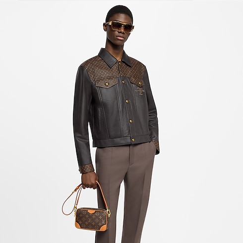 トロカデロ・ウェアラブル ウォレット モノグラム・アーカイヴ メンズ 財布&小物 (製品ズーム)