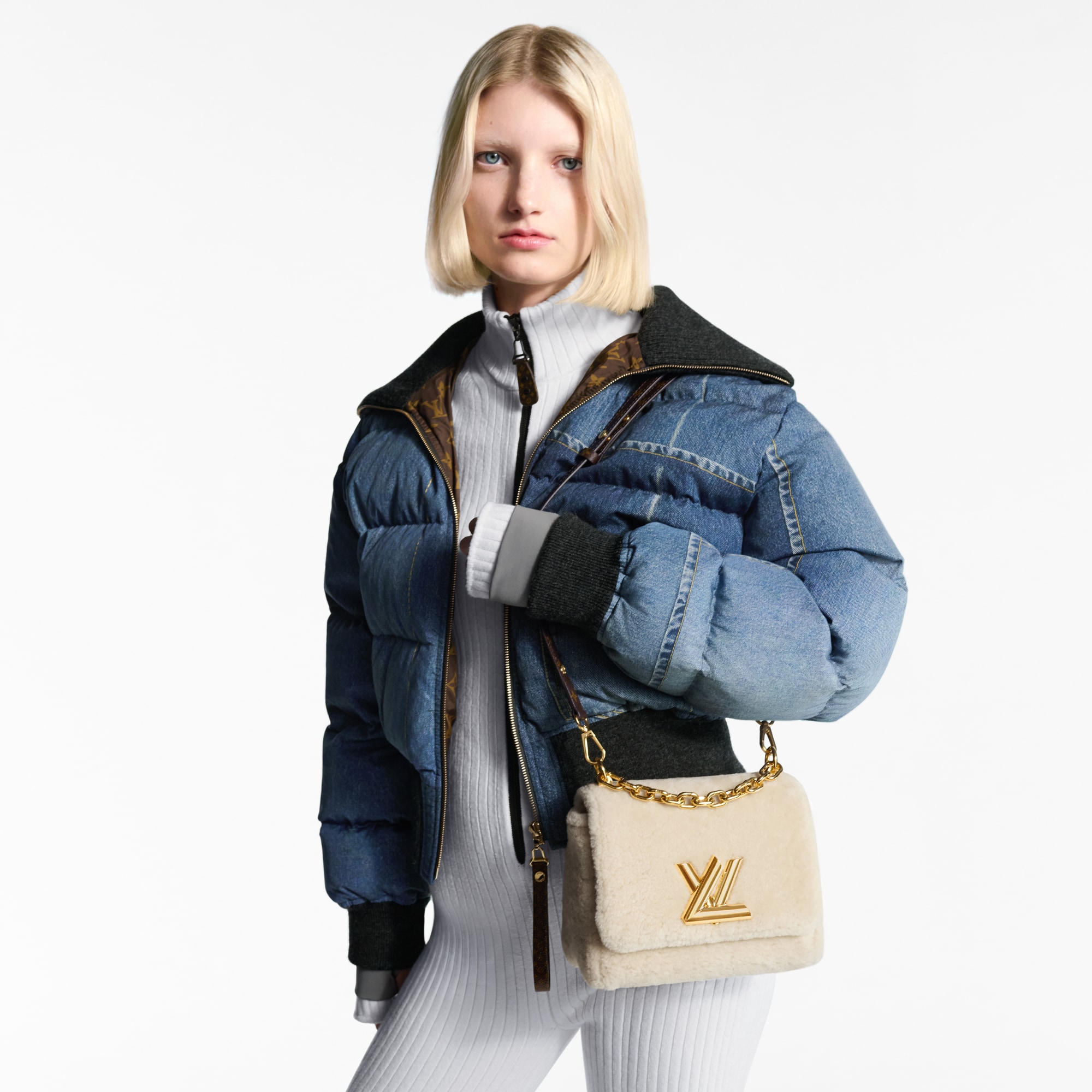 ツイスト PM  バッグ･財布･小物 ウィメンズ･バッグ (製品ズーム)