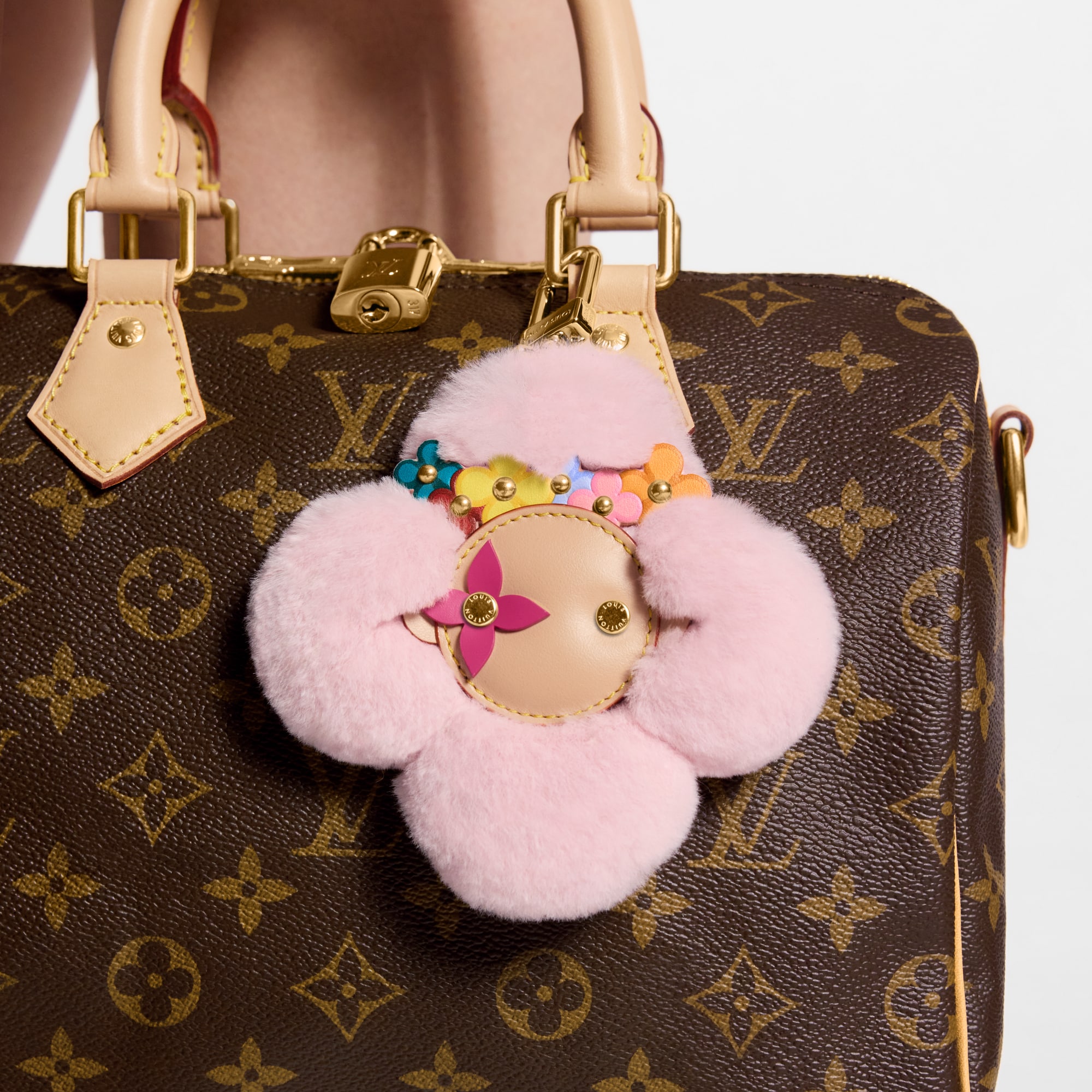 ウィメンズ ｢LV チャーム｣コレクション カタログ｜ルイ・ヴィトン 公式 