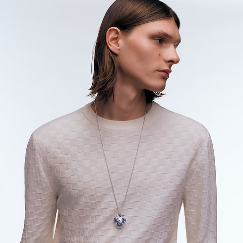 ペンダント ヴィヴィエンヌ ラビット(ホワイトゴールド×ラッカー×ダイヤモンド×サファイア) Les Extraordinaires(レ・ゼクストラオーディネル) ジュエリー (製品ズーム)