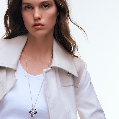 ペンダント ヴィヴィエンヌ ラビット(ホワイトゴールド×ラッカー×ダイヤモンド×サファイア) Les Extraordinaires(レ・ゼクストラオーディネル) ジュエリー (製品ズーム)