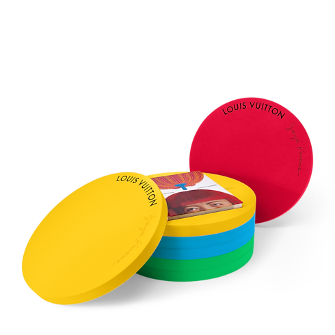 草間彌生 × ルイ·ヴィトン: クリエイティング インフィニティ 英語版 トランク、トラベル & ホーム 書籍 & ステーショナリー (製品ズーム)