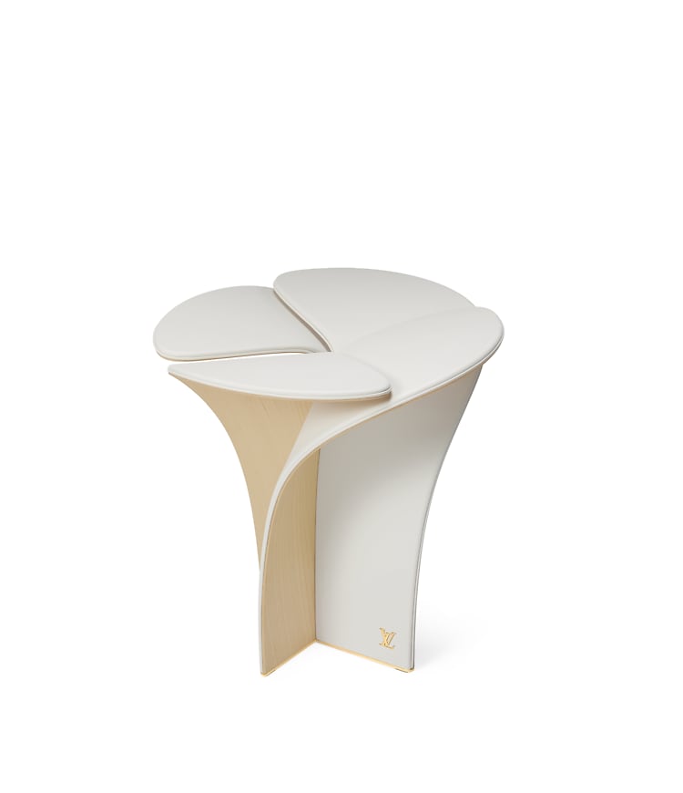 Blossom Stool By Tokujin Yoshioka アッシュ ウッド｜ルイ・ヴィトン 