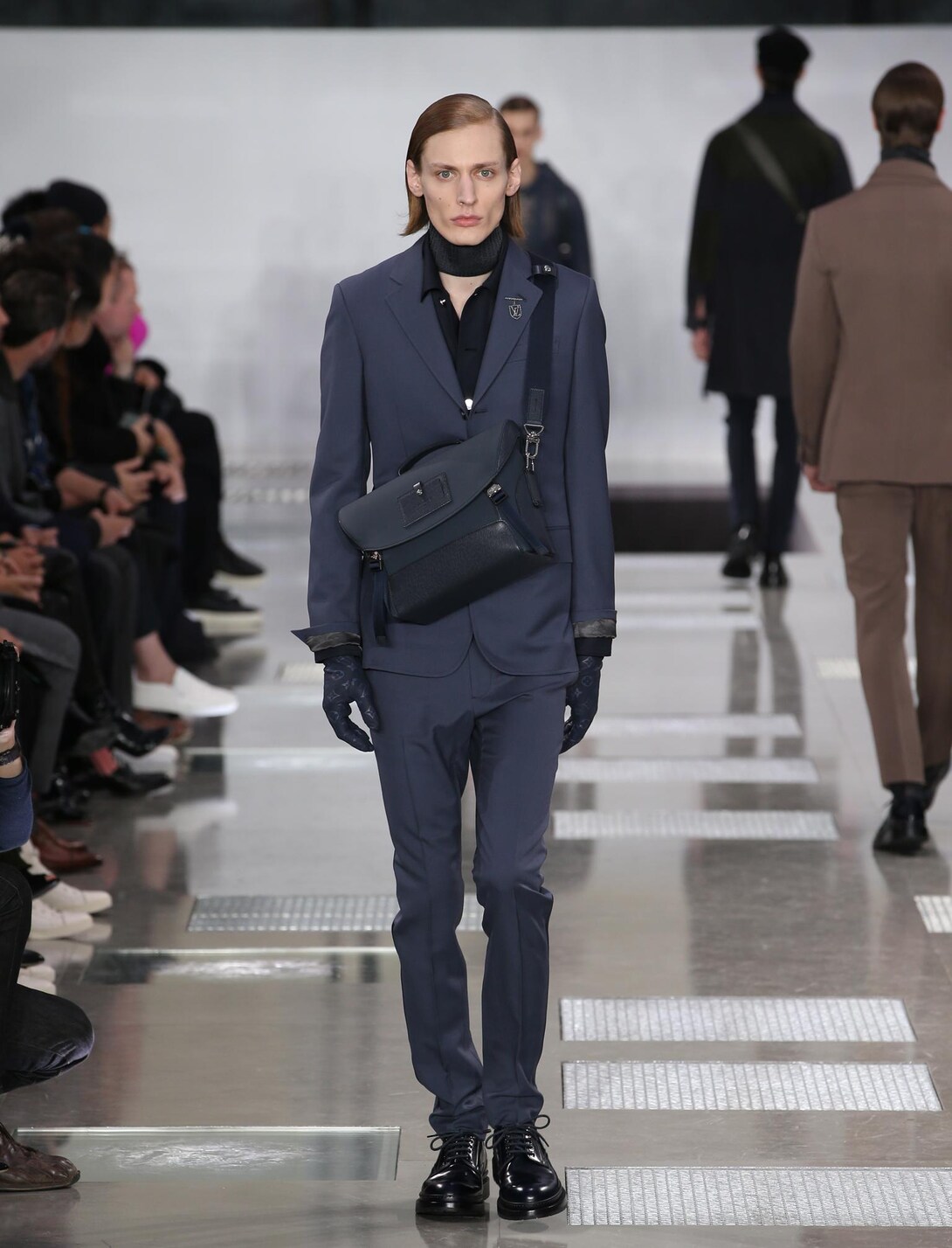 16秋冬メンズ ファッションショー ルック ニュース ルイ ヴィトン公式サイト