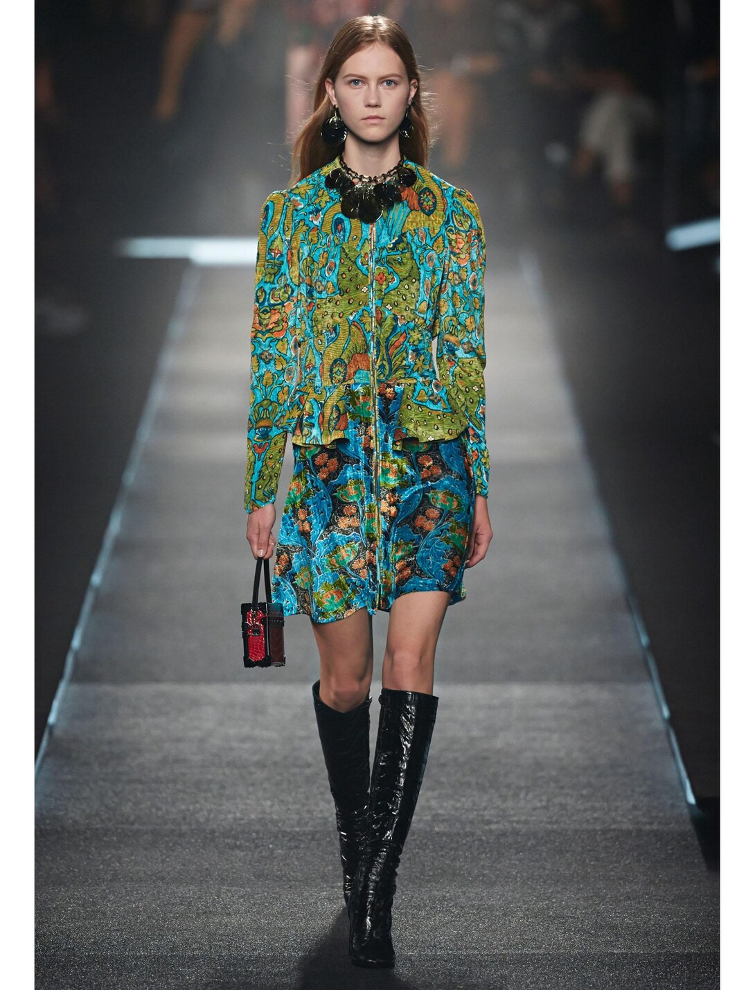 15春夏ファッションショー ルック ニュース ルイ ヴィトン公式サイト